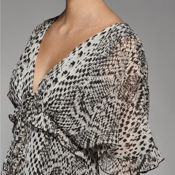 Chic Animal Print Dress - Picture 8 of 8